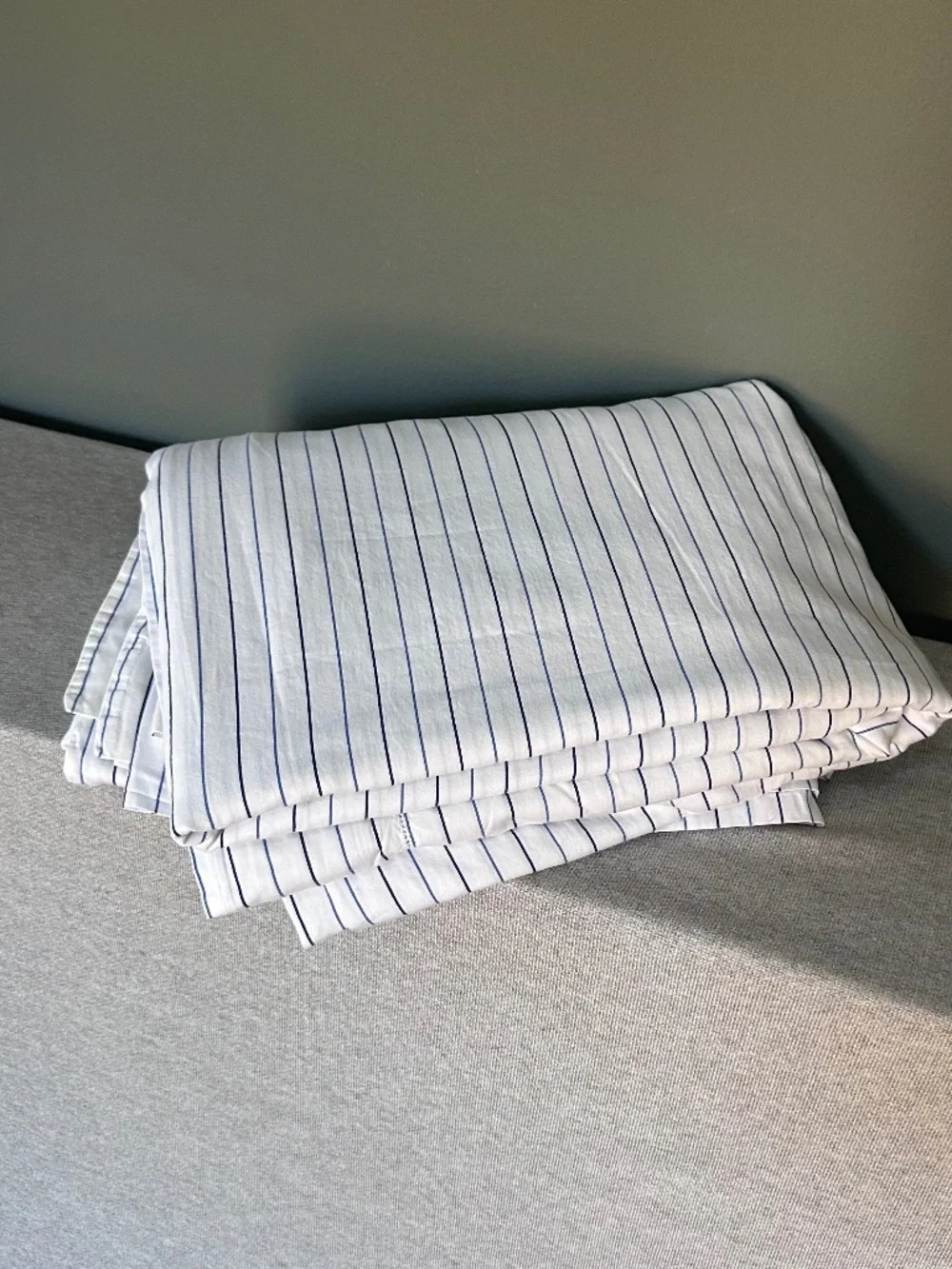 Restoration Hardware Italian Cotton Pinstripe King Duvet Cover